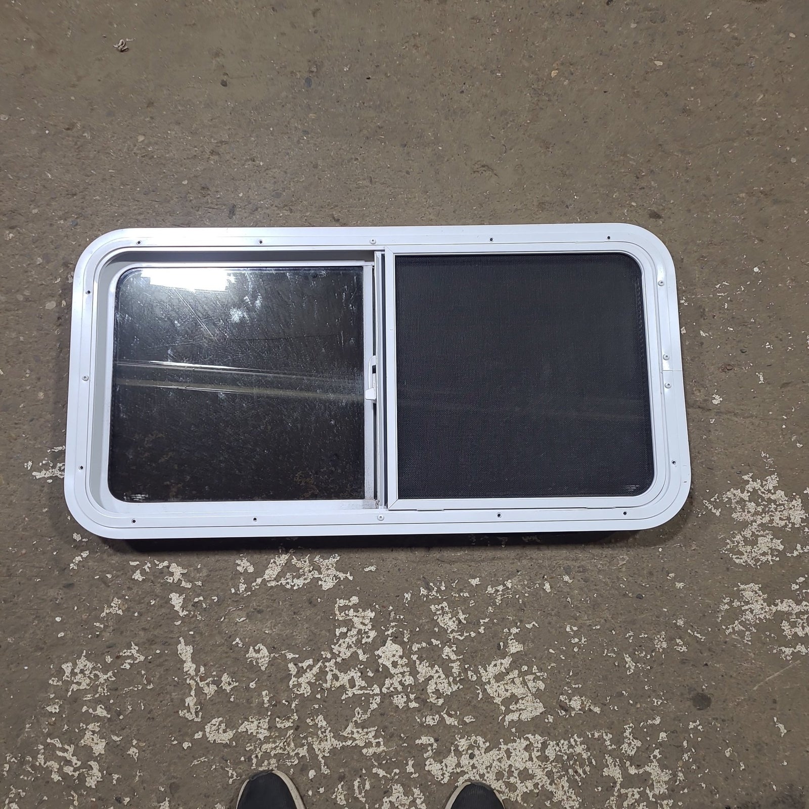 Used White Radius Opening Window : 36 1/4