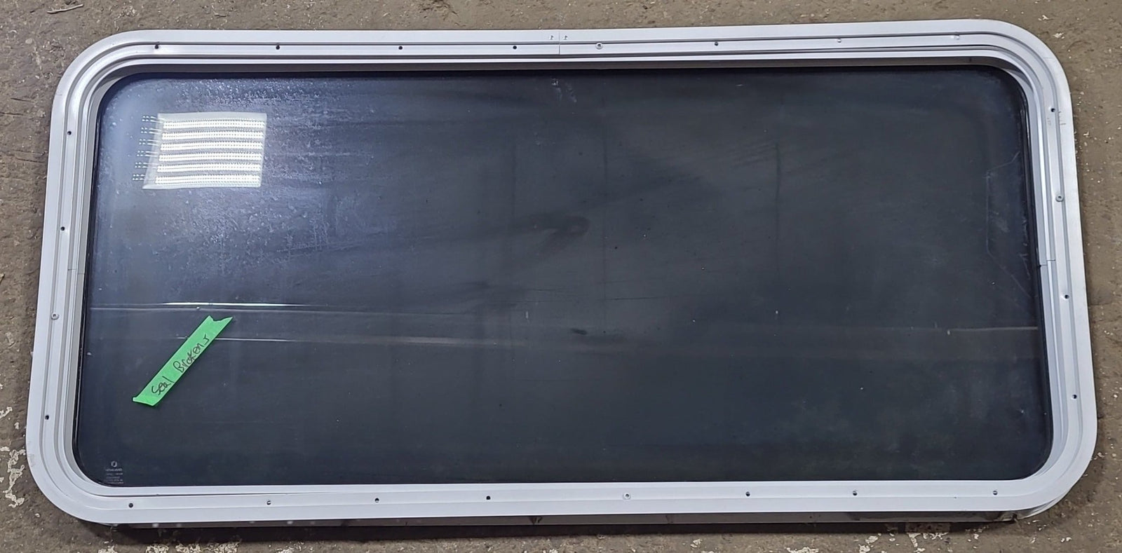 White Radius Non Opening Window : 46 1/4